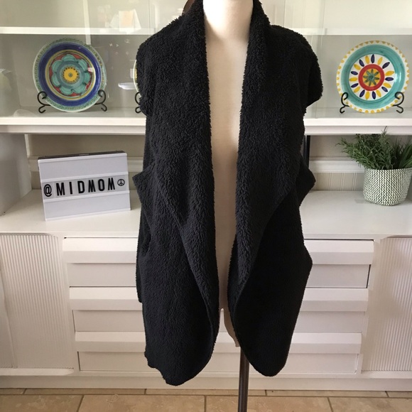 WinWin Jackets & Blazers - Win Win Apparel plush fleece vest